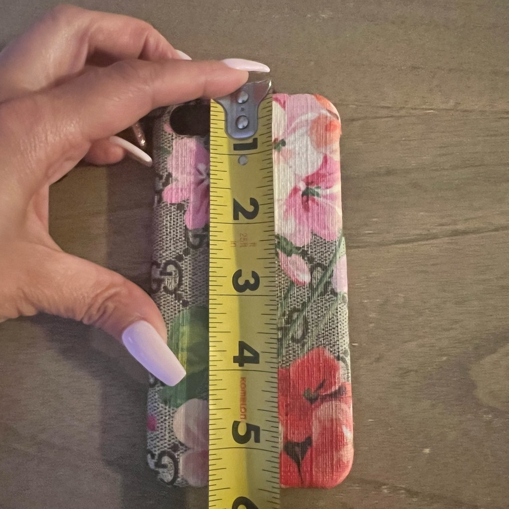 Gucci Phone Case - Picture 5 of 6